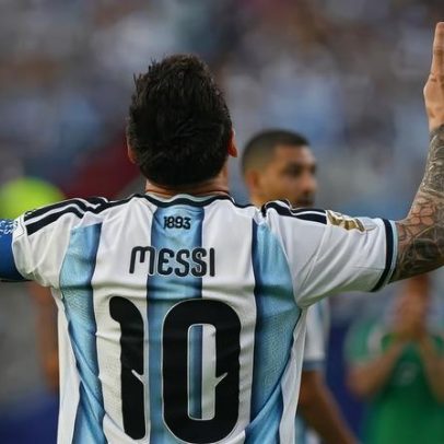Messi estreia pela Argentina, com recordes, hat-trick e artilharia em Copas