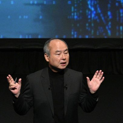 Fundador do SoftBank diz que classificar IA como bolha é blasfêmia