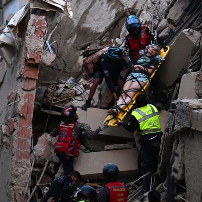 Destruição causada por fortes terremotos é registrada na Venezuela