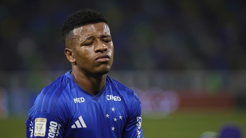 Keny Arroyo fez gol que garantiu ponto do Cruzeiro contra o Palmeiras