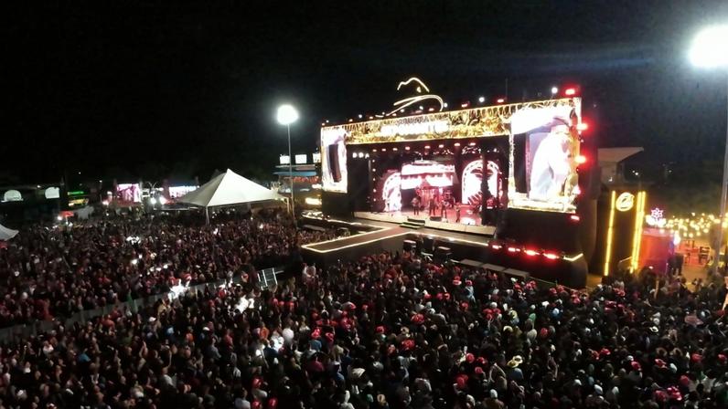 Show durante edição da Expomontes
