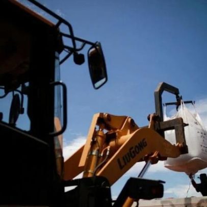 Rabobank prevê queda de 8,2% nas vendas de adubos em 2026 por inadimplência