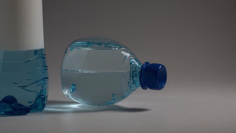 Bactéria encontrada na água Crystal é a mesma do detergente Ypê? Entenda