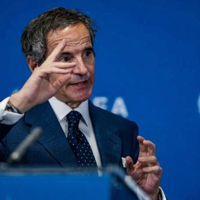 AIEA fará inspeções nucleares no Irã, afirma diretor; regime nega