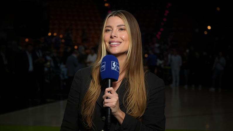 Alana Ambrósio, repórter do Amazon Prime Video