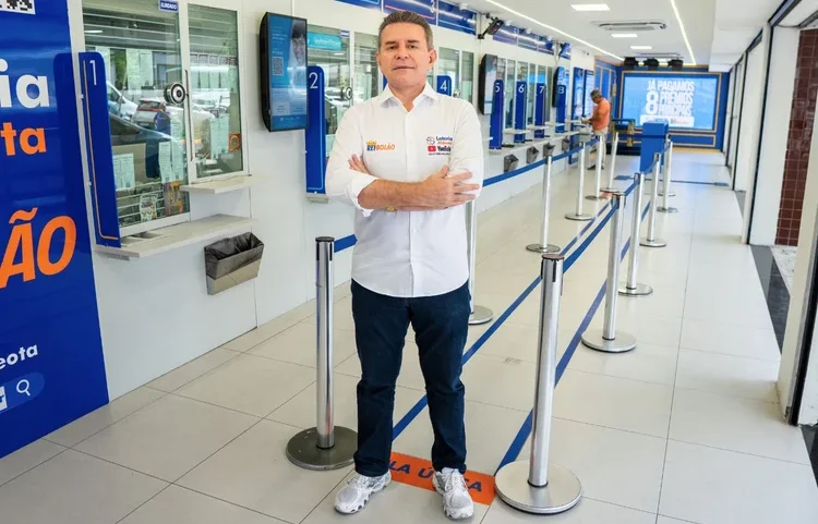 Alessandro Montenegro, da Loteria Aldeota: "Hoje, 90% da minha empresa eu vendo aqui no celular" (Aldeota/Divulgação)