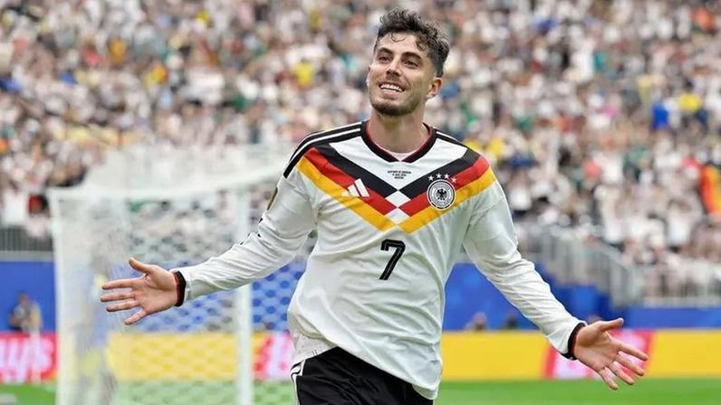 Kai Havertz marcou dois dos sete gols da Alemanha na estreia da Copa do Mundo.