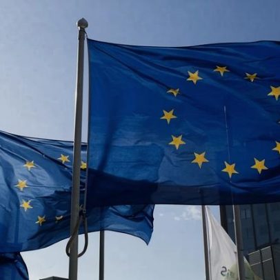 UE chega a acordo para frear imigração e criar centros de retorno