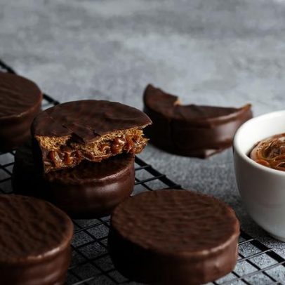 Guia do alfajor argentino traz história, curiosidades e onde comprar