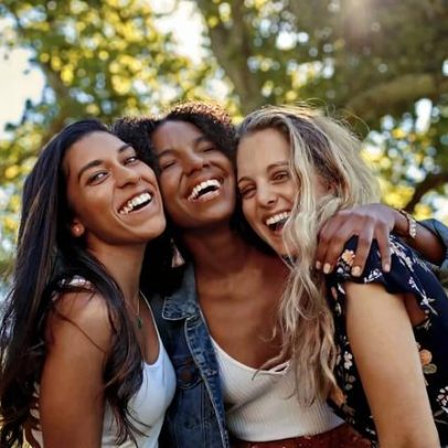 Friend bombing: quando a amizade intensa aparece e desaparece