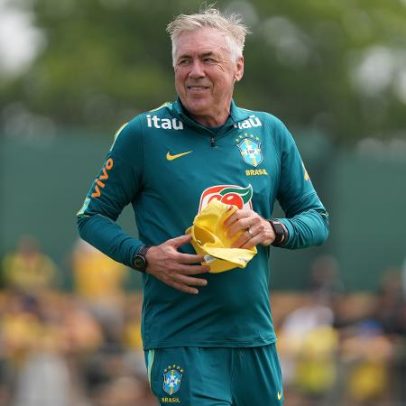Ancelotti chega à véspera da estreia da Copa com três dúvidas na seleção