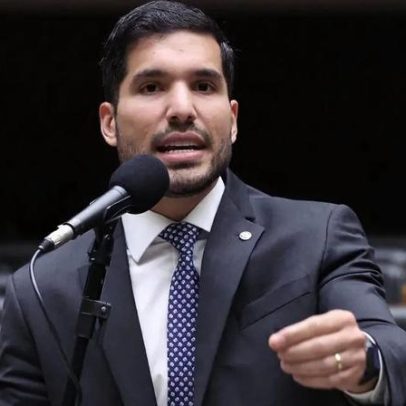 Moraes arquiva inquéritos contra André Fernandes e Sílvia Waiãpi por 8 de janeiro