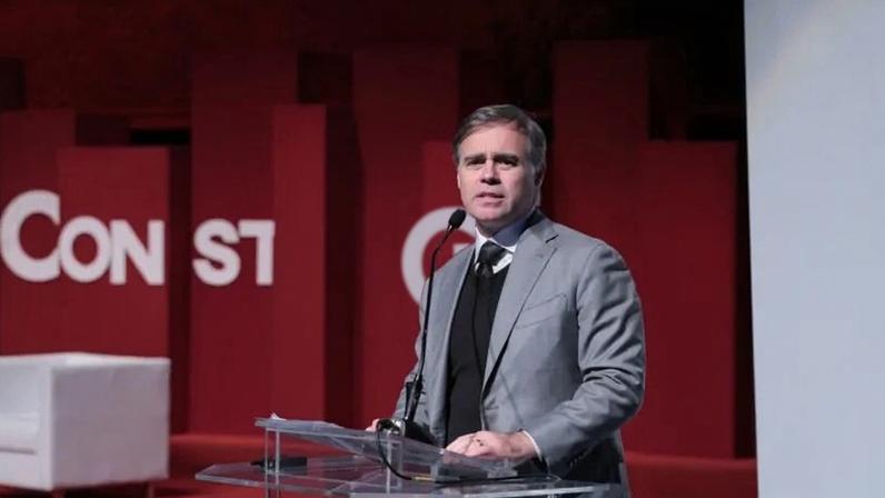 André Mendonça participou do Simpósio de Direito Constitucional, em Curitiba; disse que, hoje, “há uma situação de tensão na relação entre os Poderes”