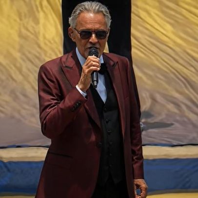 Andrea Bocelli, que fez show na Copa, ficou cego em jogo de futebol