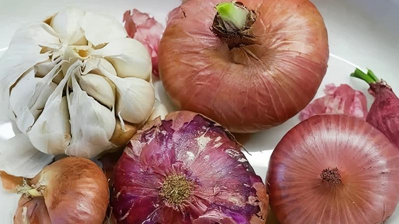 Estudo relaciona consumo de alho, cebola e tomate refogados a prevenção da diabetes