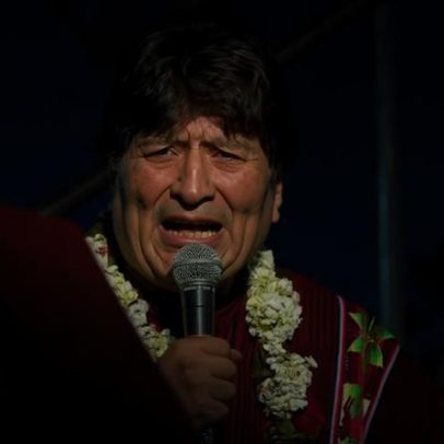 Morales aguarda nos bastidores enquanto crise na Bolívia testa governo