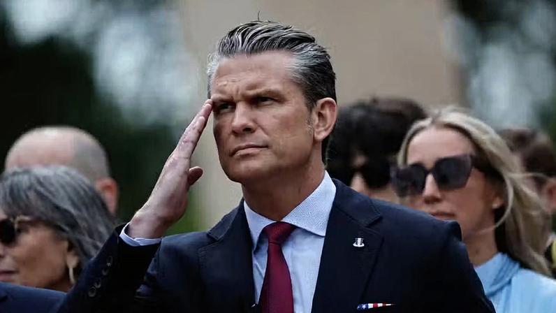 O secretário de Defesa dos EUA, Pete Hegseth — Foto: AP /Jeremias Gonzalez