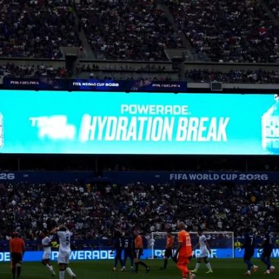 Fifa avalia manter pausas para hidratação em futuras Copas, diz Infantino