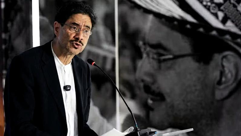 Iván Cepeda reconhece a derrota na eleição presidencial em uma coletiva de imprensa em Bogotá, Colômbia, na quarta-feira, 24 de junho de 2026