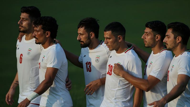 Seleção do Irã teve que mudar planejamento por conta de vistos negados para entrar nos Estados Unidos. (Foto: Oner SAN / AFP)