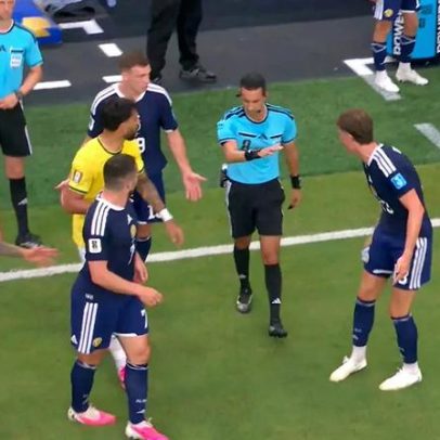 Árbitro que anulou o gol de Vini Jr. enfrentou protestos após semifinal de 2022