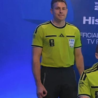 Fifa anuncia veredito sobre gesto polêmico de árbitro australiano