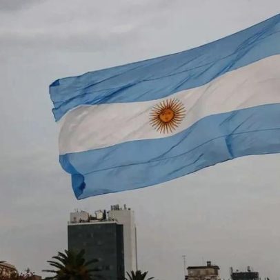 Argentina entra em nova fase econômica sob Milei, com desafios à frente