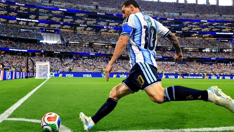 A seleção argentina comandada por Messi fechou a fase de grupos com 100% de aproveitamento