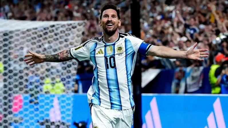 Com gol contra Áustria, Messi se isola como maior artilheiro da história das Copas