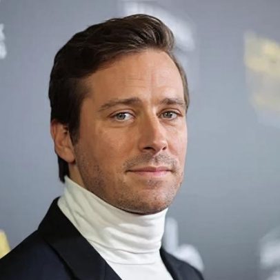 Armie Hammer enfrenta suspeitas de racismo após acusações de canibalismo