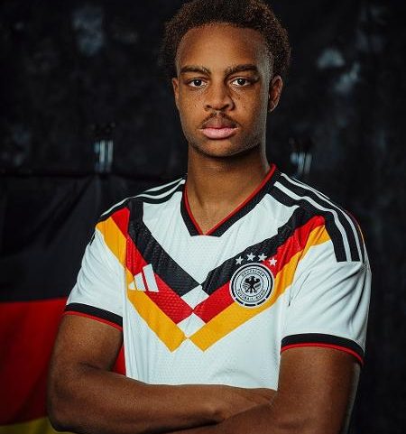 Assan Ouédraogo, jogador da seleção da Alemanha