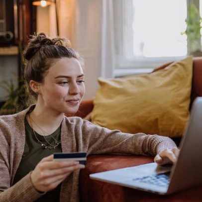 Atrasos, falta de atualização e trocas difíceis antes da entrega no e-commerce