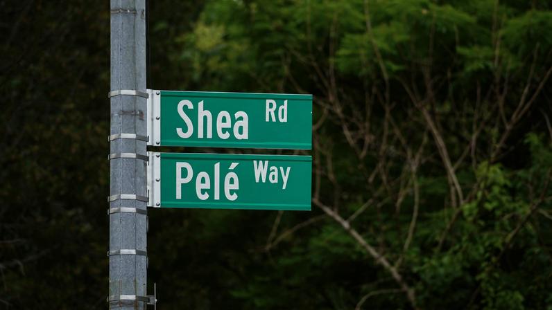Imagem colorida da avenida batizada em homenagem ao Pelé em Nova York- Metrópoles