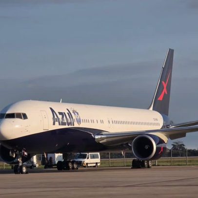 Seleção Brasileira embarca para a Copa em avião de luxo avaliado em mais de R$1 bilhão