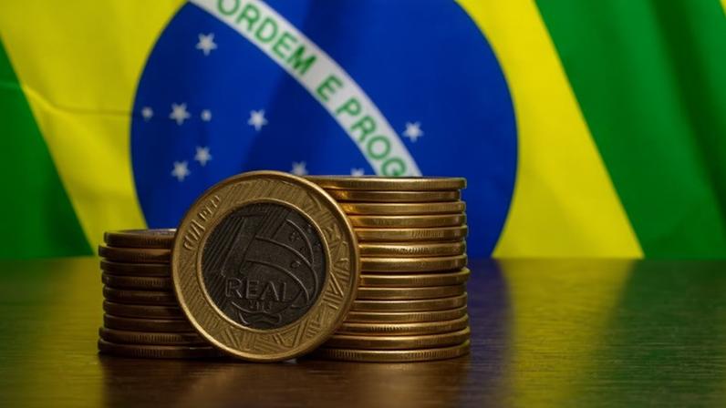 Taxas do Tesouro Direto recuam e animam investidores