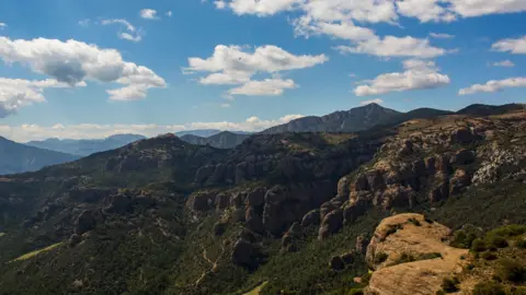 Homem britânico morre em acidente de parapente na Espanha