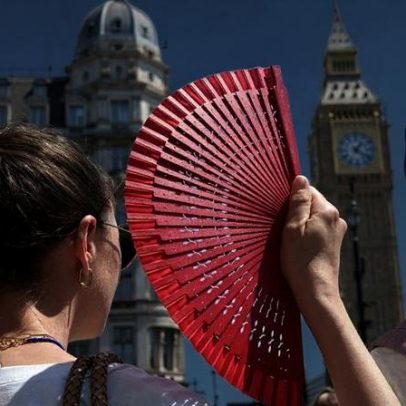 Alerta de calor extremo no Reino Unido e temperaturas europeias acima de 40°C