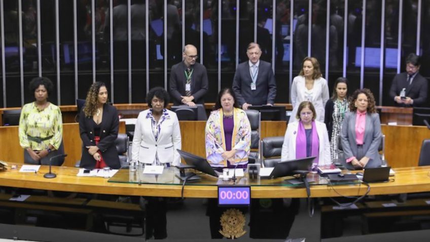 Na imagem, bancada feminina do Congresso