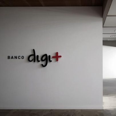 Banco de Edir Macedo tem 150 mil clientes e R$ 1 bilhão em empréstimos