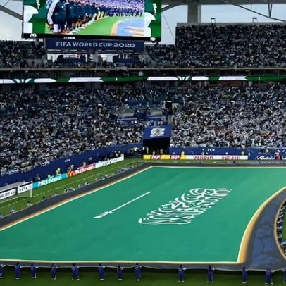 Por que jogos entre Arábia Saudita e Iraque não exibiram bandeiras no chão