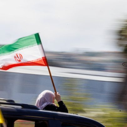 Delegação iraniana retorna a Teerã após negociações na Suíça