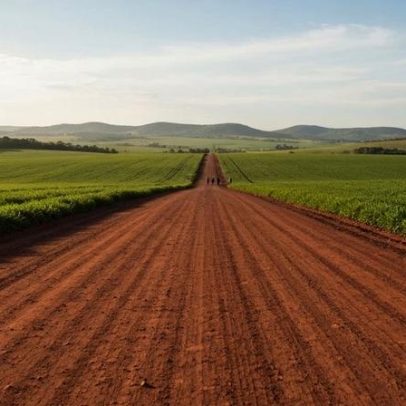 Bandeirantes-PR abre licitação para pavimentar estrada rural no Sertãozinho