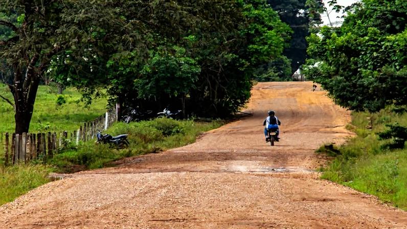 Conflito na Amazônia colombiana causa mortes e exílio de povos Jiw e Nukak