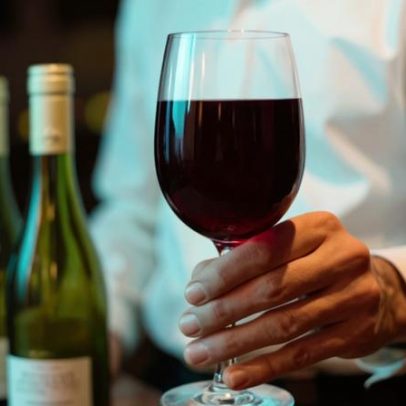 Brasil aumenta consumo de vinho; RS lidera brindes em 2025