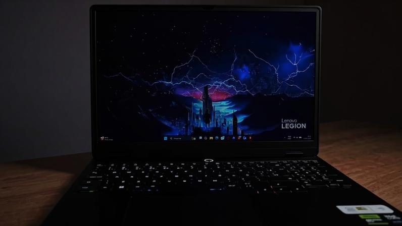 Lenovo Legion 5 tem ótima tela OLED e RTX 5060 modesta