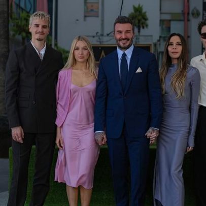 David Beckham reúne a família para receber estrela na Calçada da Fama