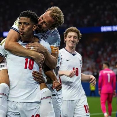 Bellingham recebe vaias ao ser anunciado na escalação da Inglaterra