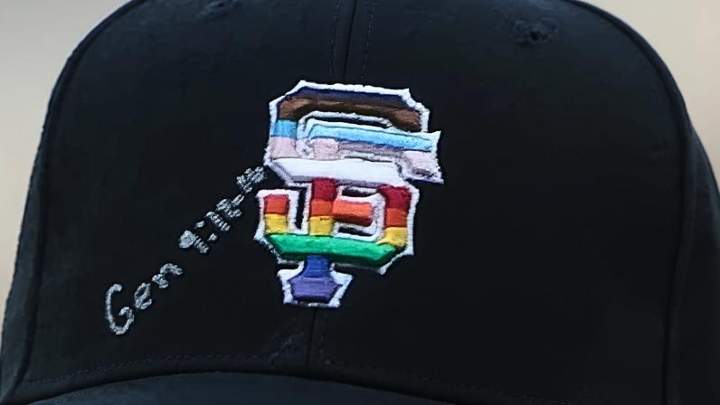 MLB garante Giants não serão punidos por versículos bíblicos em bonés Pride
