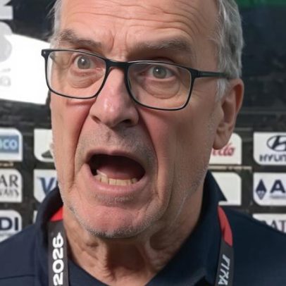 Bielsa grita com repórter após eliminação do Uruguai na Copa