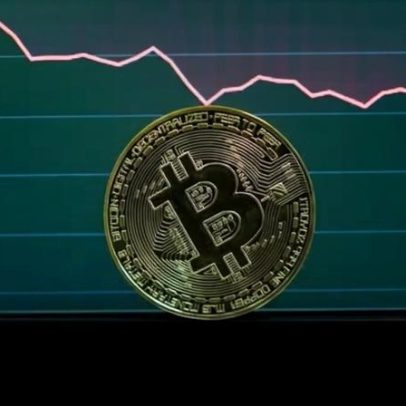 Bitcoin cai abaixo de US$ 62 mil com mercado sem direção